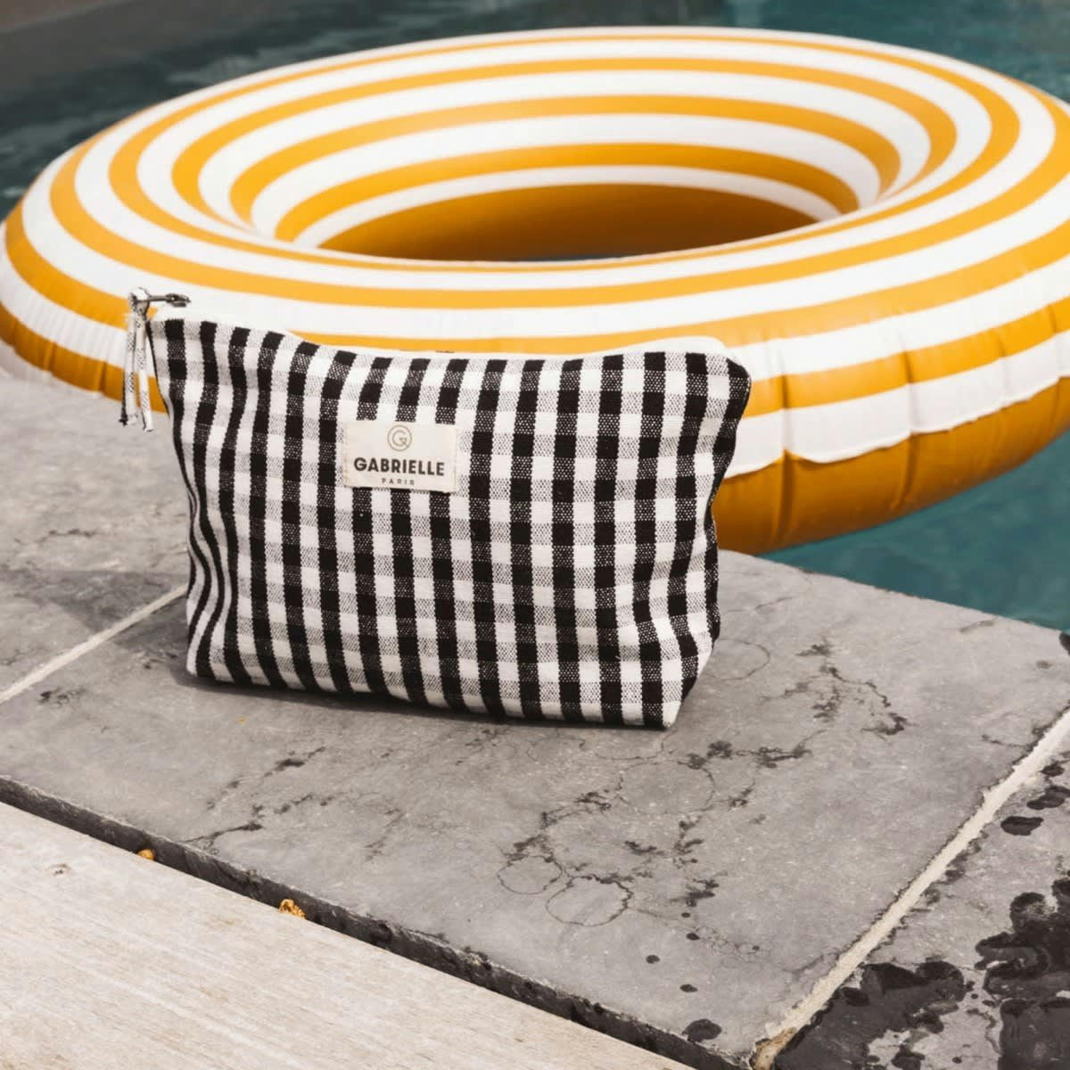 PAR AMOUR - Trousse en coton imprimé Vichy noir