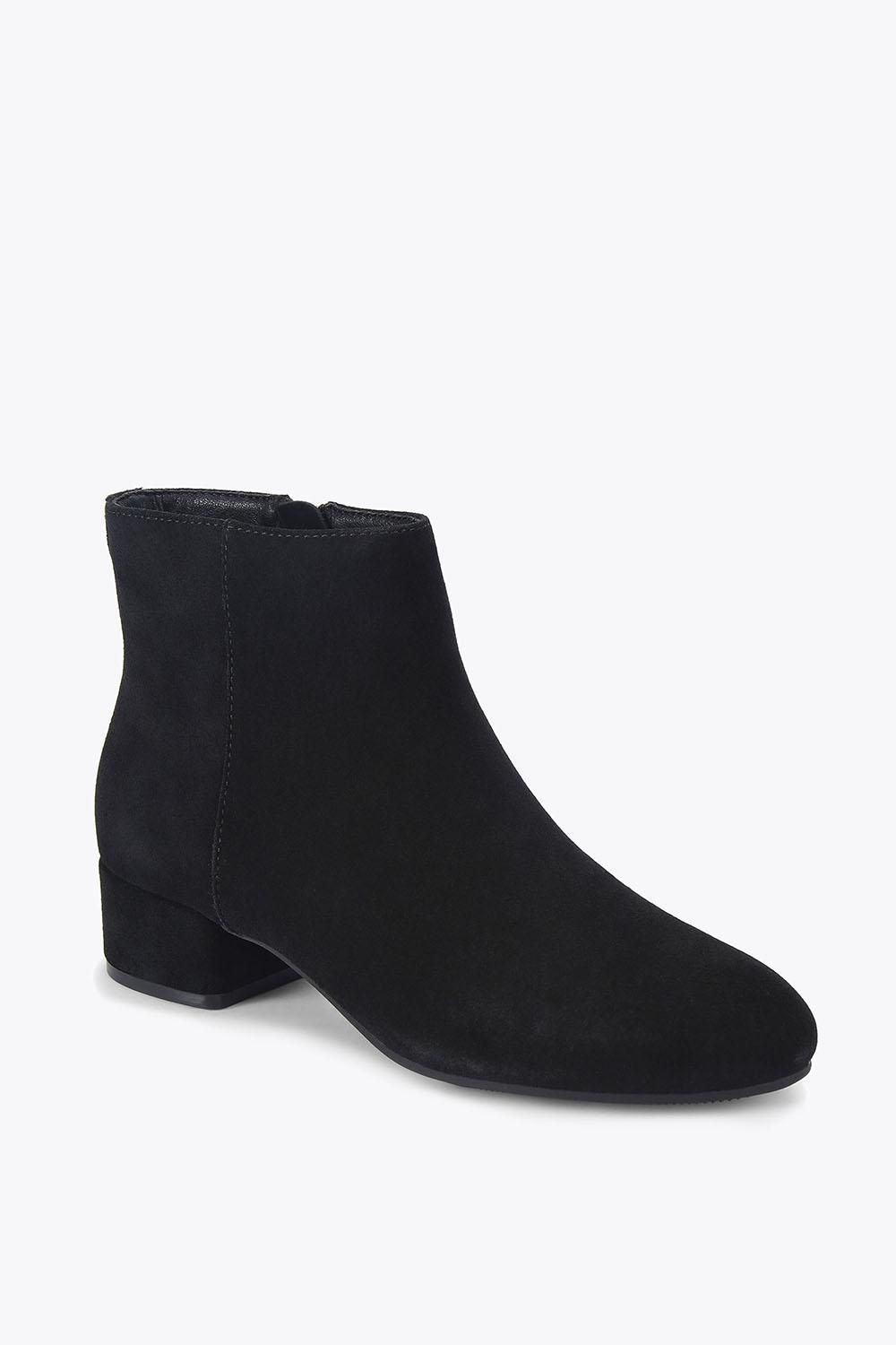 KG Kurt Geiger Tabina' Suede Boots