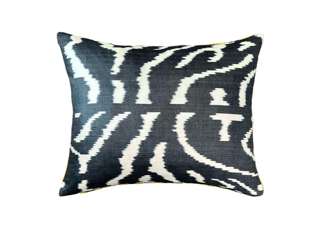 - Housse de coussin velours et soie ikat  40x50 jaune