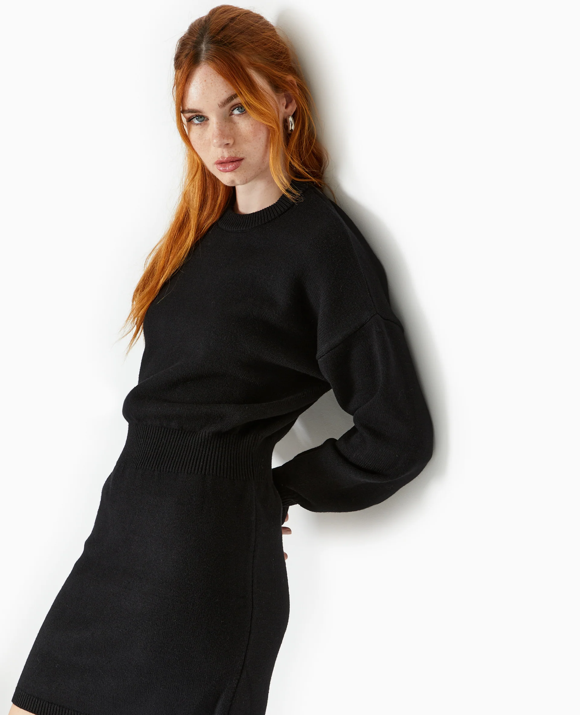 Robe en maille avec taille marquée