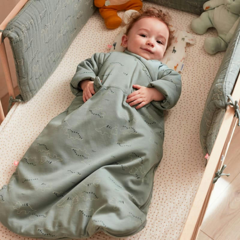 - Tour de lit respirant dinosaures (pour lits 60x120 cm ou 70x140 cm)