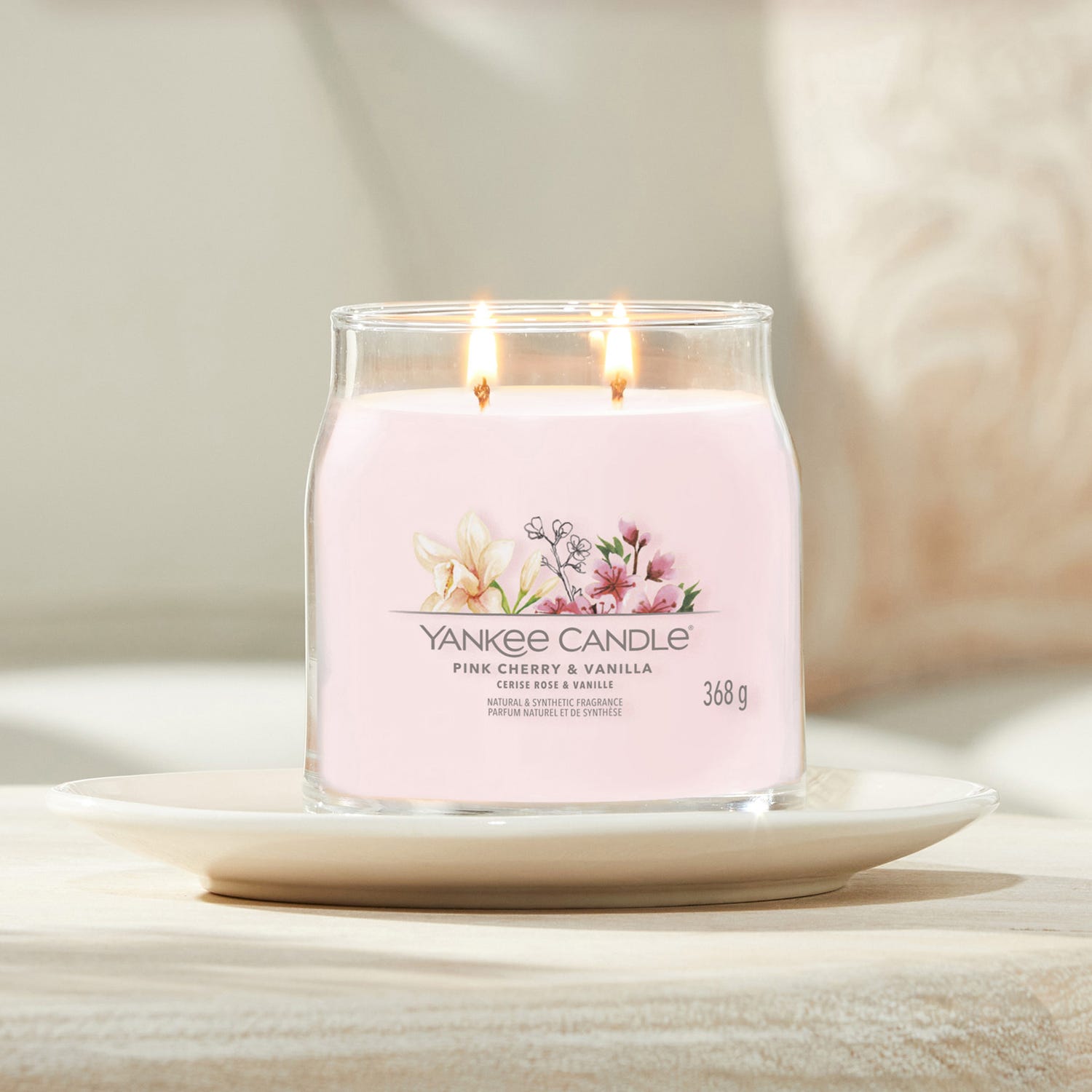 Pink Cherry Vanilla, candela in giara media Yankee Candle