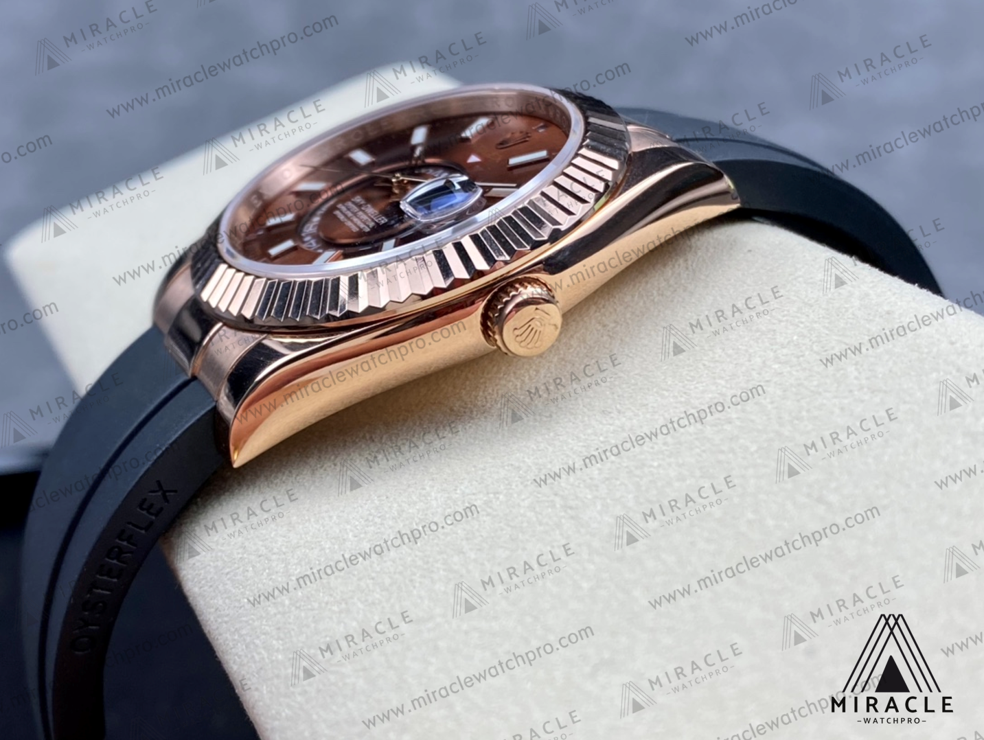 Replica Watch-ROLEX-Sky Dweller-REF.M326235-0005-ELITE CLONE-42MM