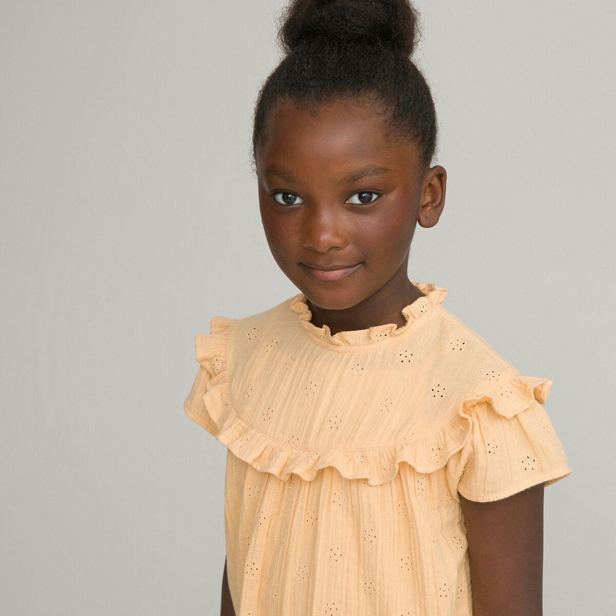 Robe brodée en gaze de coton