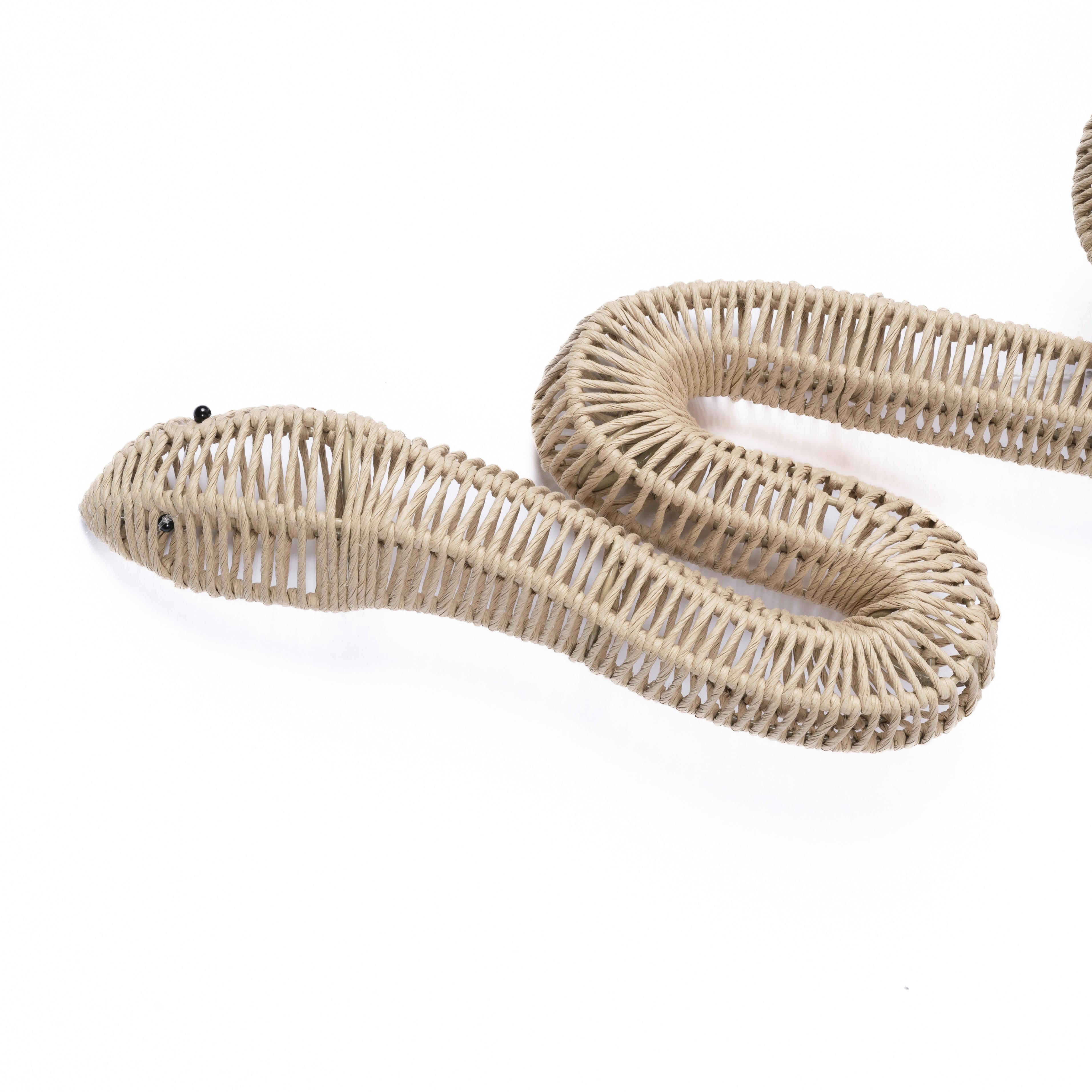 VIVIAN - Statuette serpent en métal et papier tressé beige H9