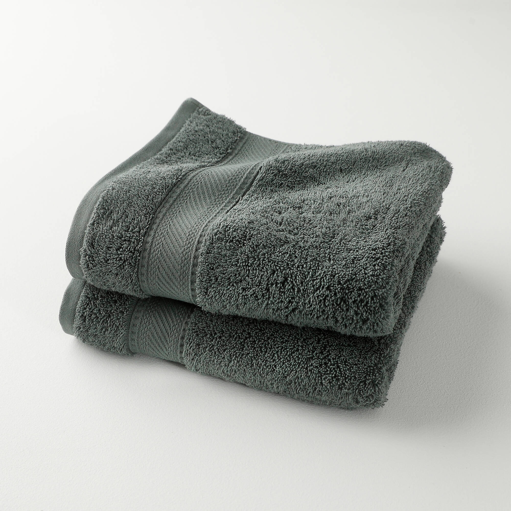 Collection serviettes de bain unies 540g/m2 confort luxe