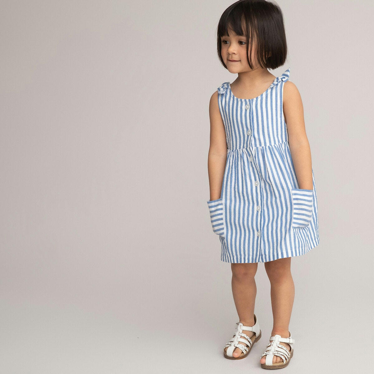 Robe sans manches rayée