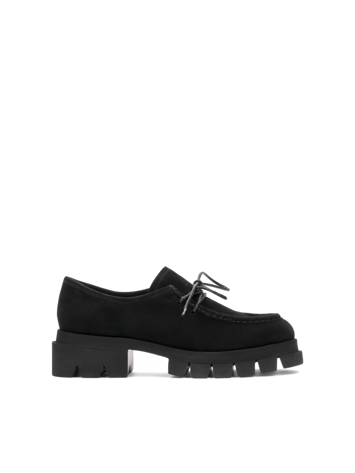 Suede lace-up shoes with tread