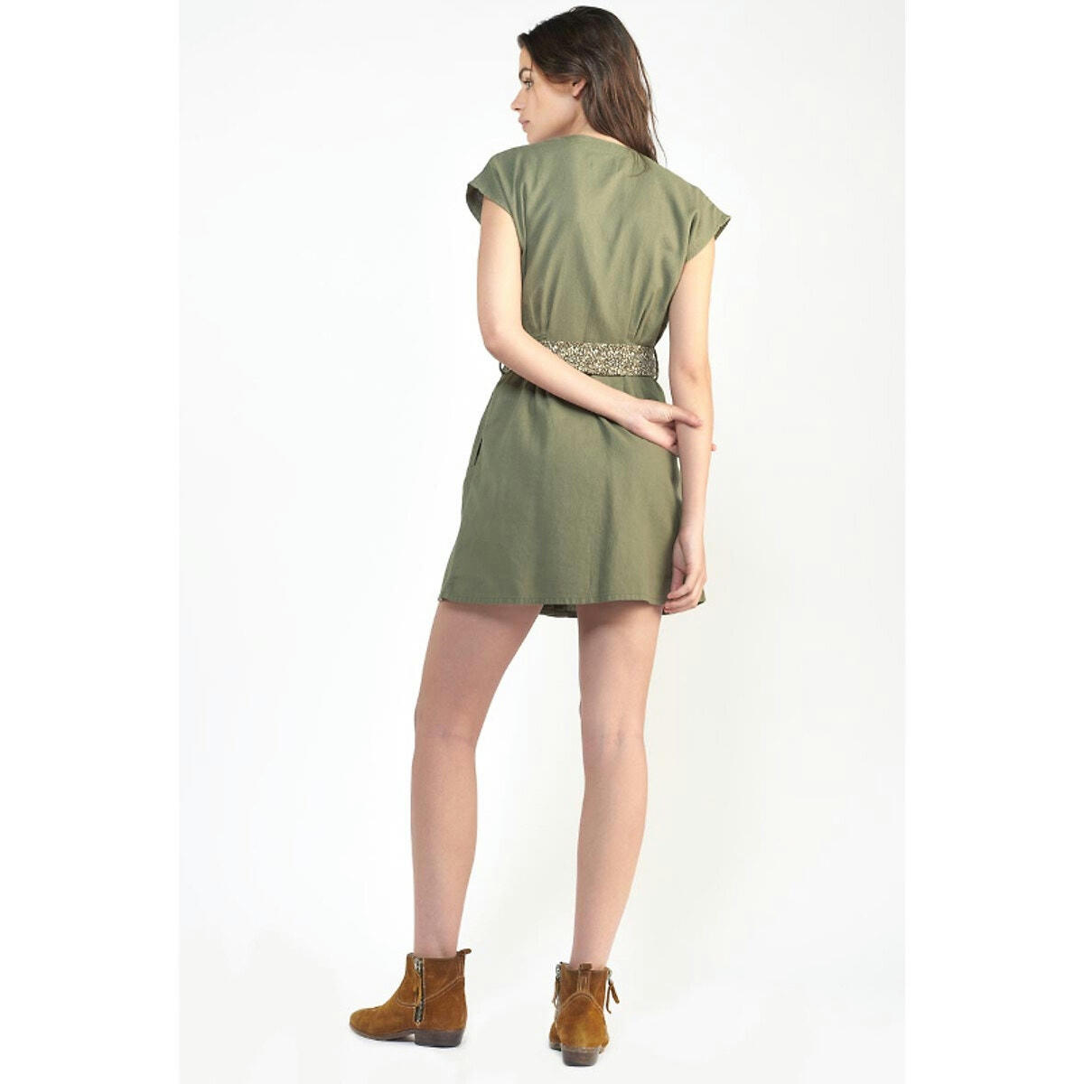 Robe courte col V, à nouer