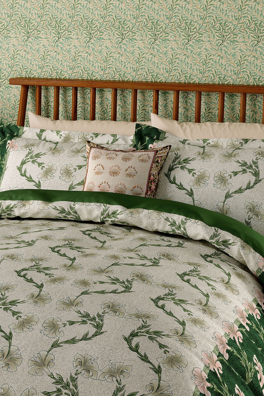 Morris & Co Scrolling Carnation' Cotton Duvet Cover Set
