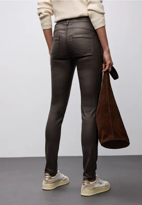 Slim Fit Coated Hose