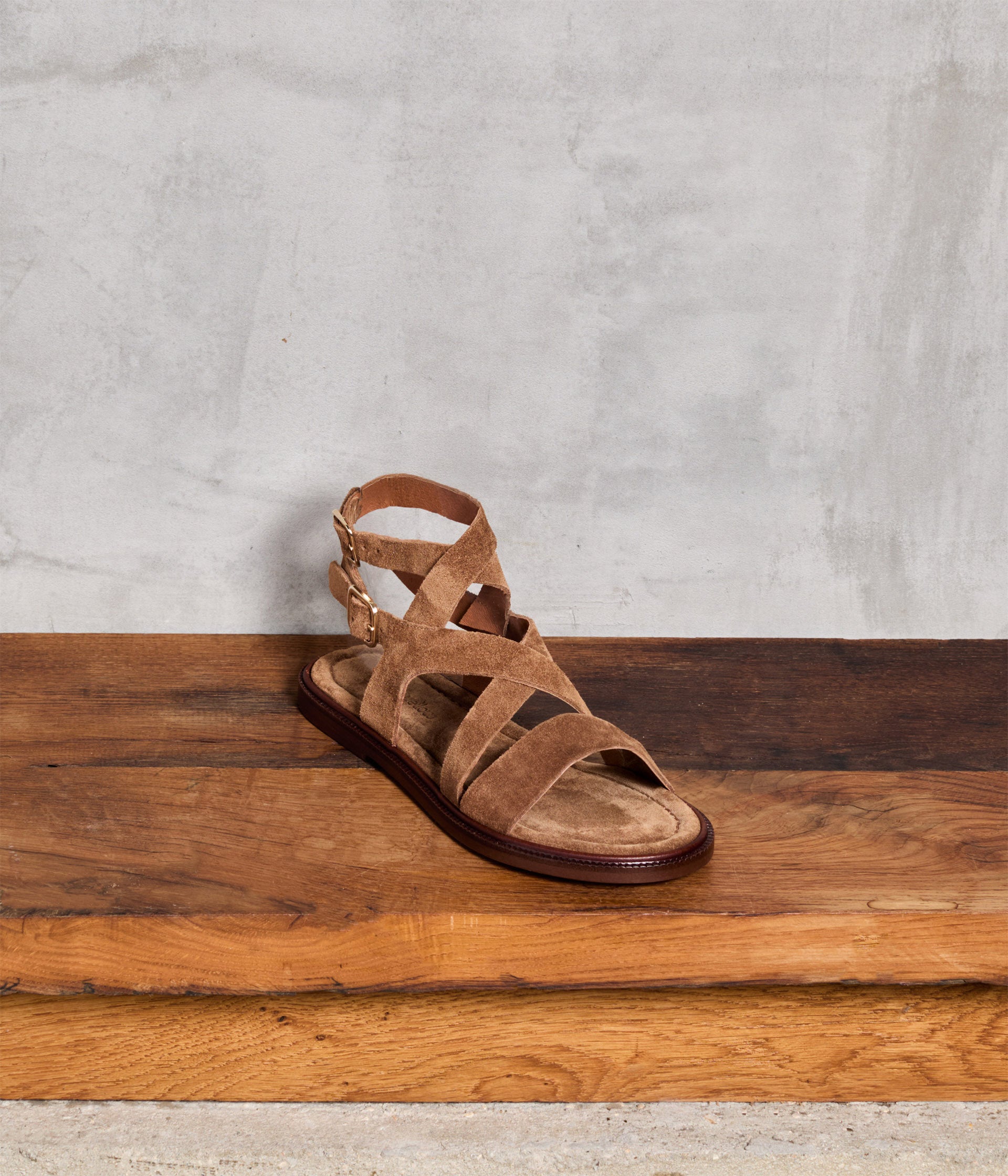 Sandales plates taupe Gisla