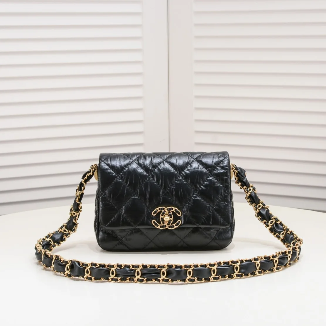 Chanel Hobo Wide Shoulder Strap Crossbody Bag Shoulder Bag