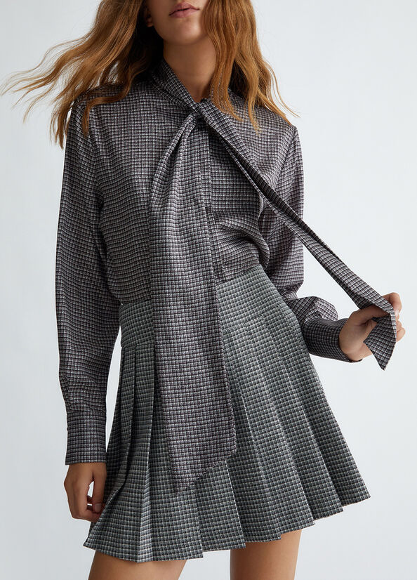 Camicia in raso con fiocco