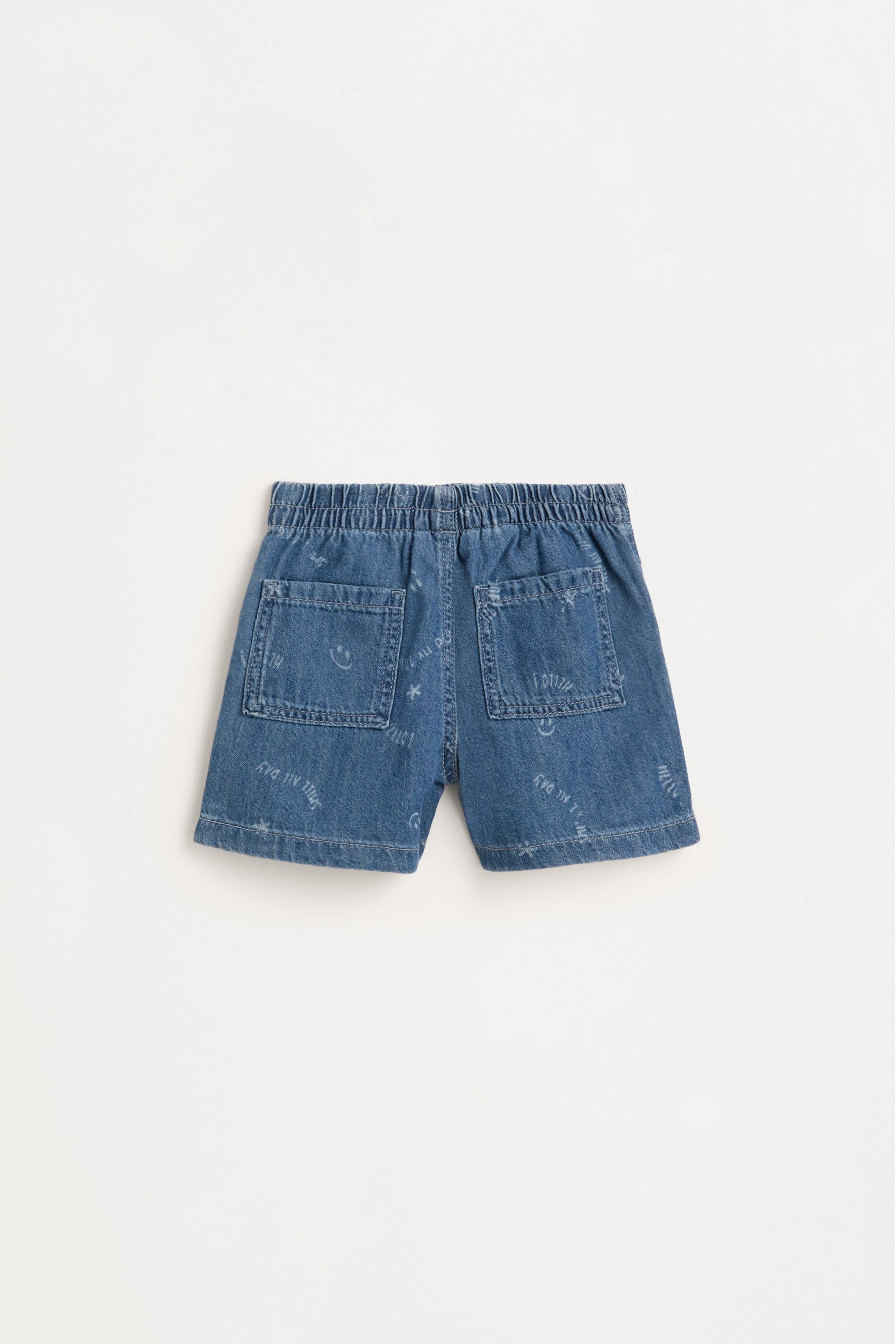 Bermuda denim jogger estampada