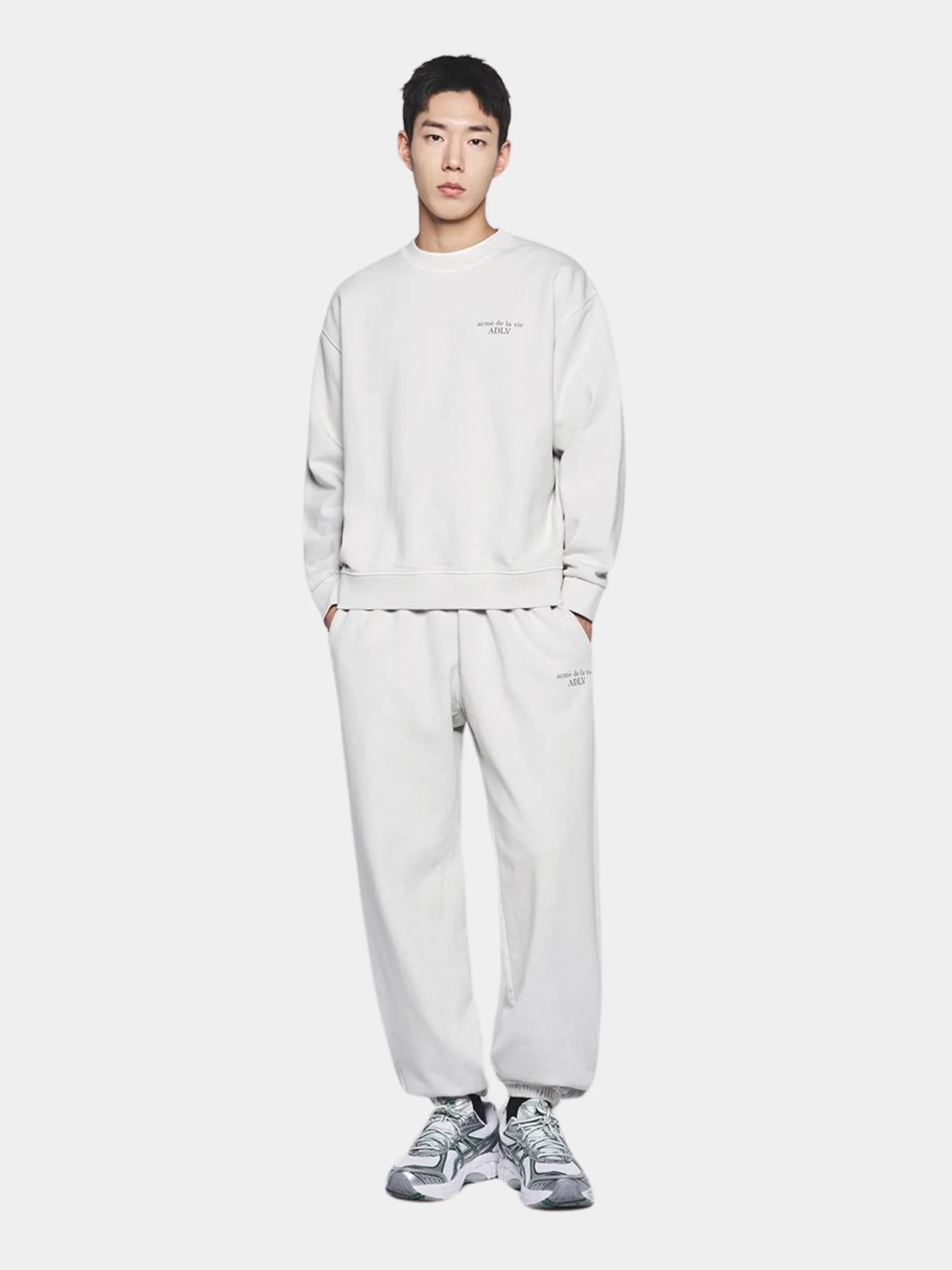 Pigment Basic Logo Sweat