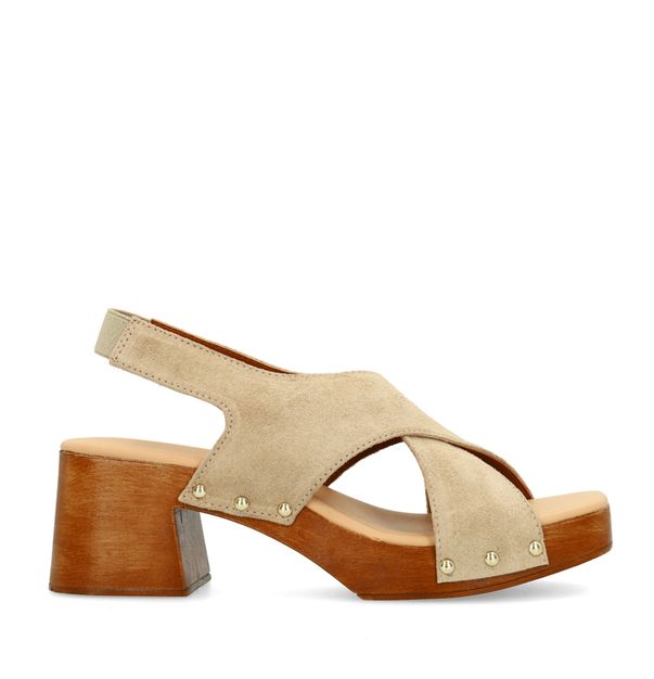 Beige suède sandalen met houten hak