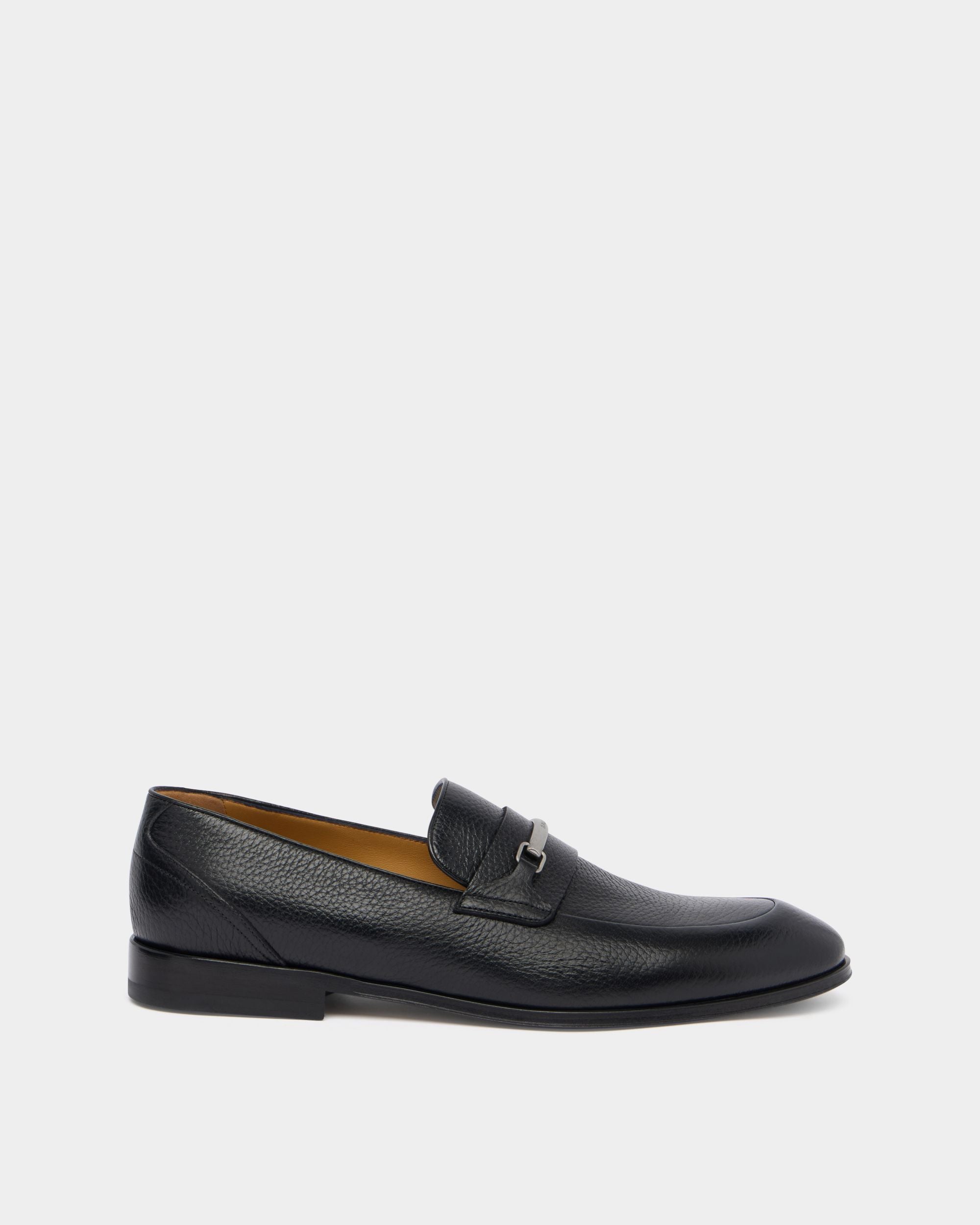 Regent Loafer aus schwarzem genarbtem Leder
