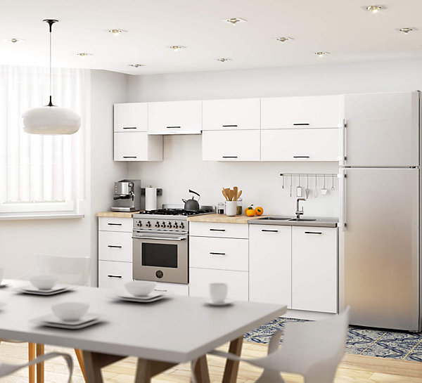 Ensemble de cuisine : blanc, D : l : 240 cm, h : 203 cm, p : 46 cm.
