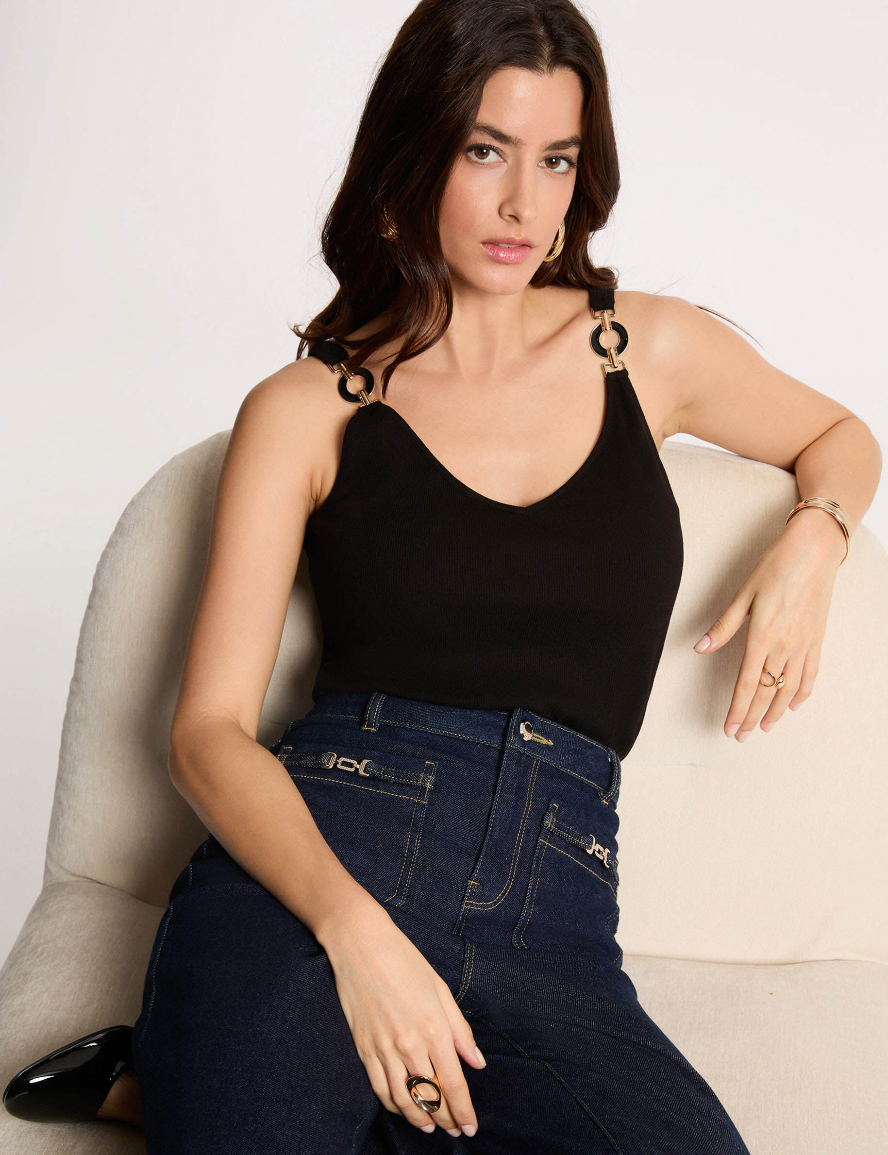 Fitted V-Neck Tank Top Black Women