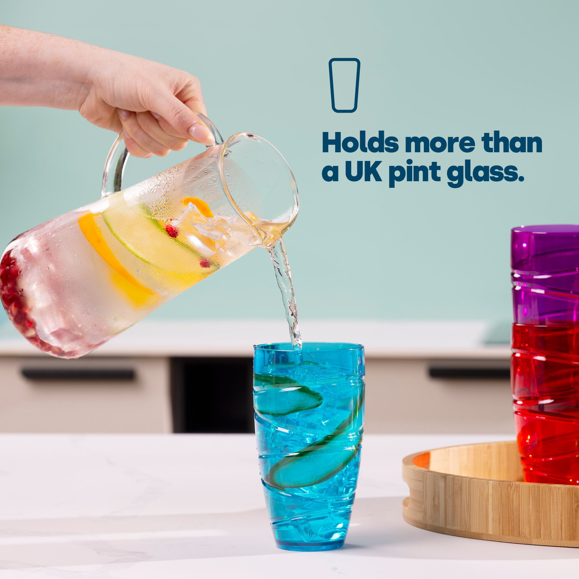 LIVIVO Plastic Tumblers Set of 6 600ml Multicolour Swirl Design BPA Free Stackable Drinking Cups for Picnic Camping