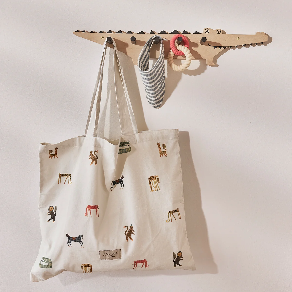 OYOY Mini - Crocodile Wandgarderobe, Birke natur
