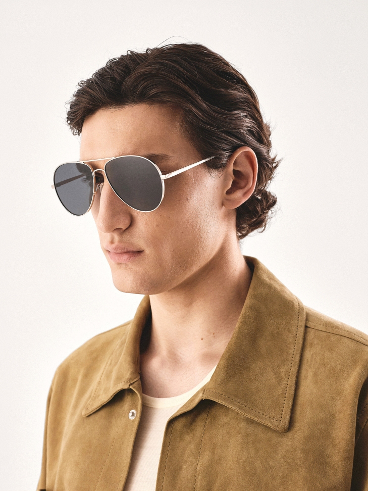 Aviator glasses with silver frame