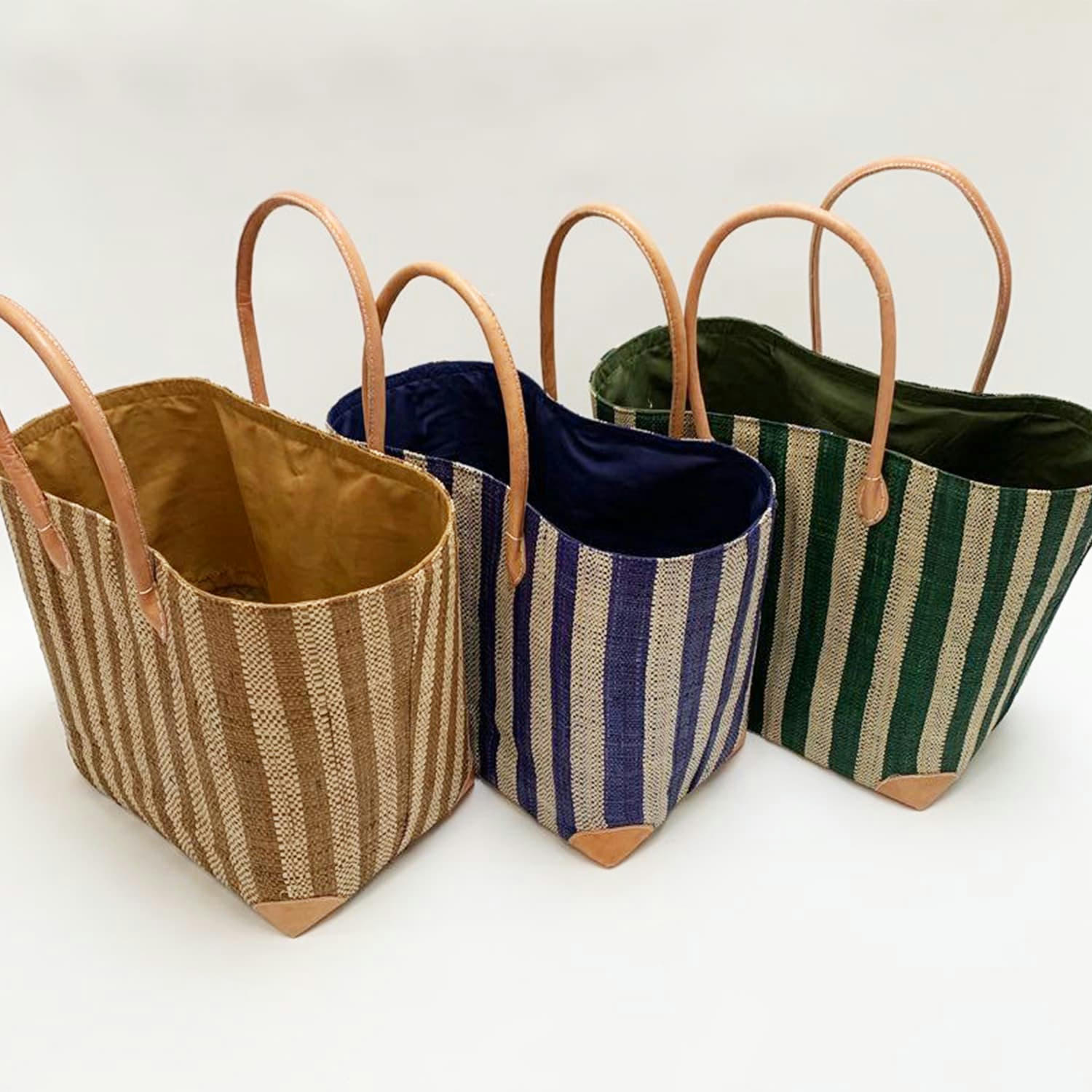 panier rayé - Panier rabane  Mitsio rouge 32x40x20cm