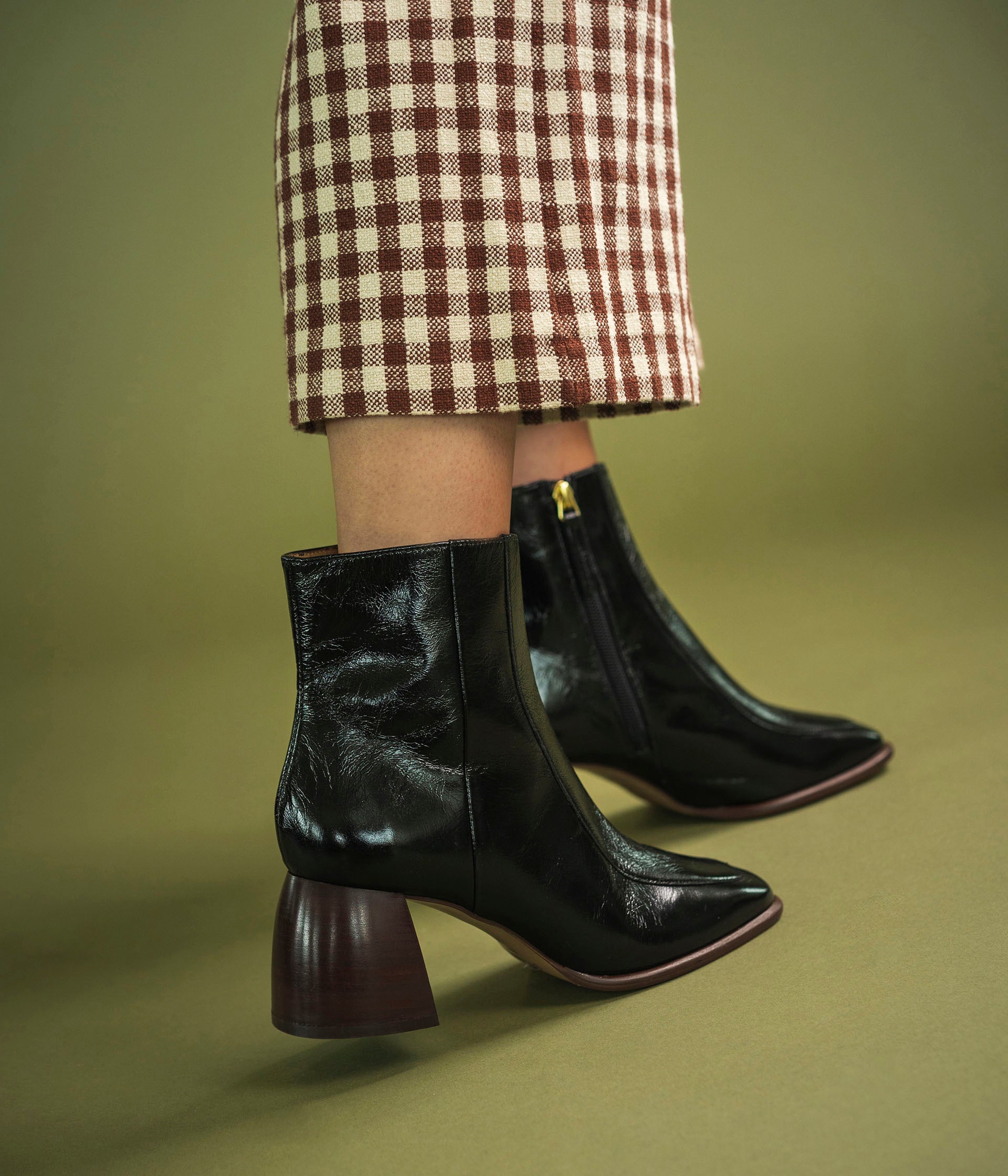Boots Tea noir verni