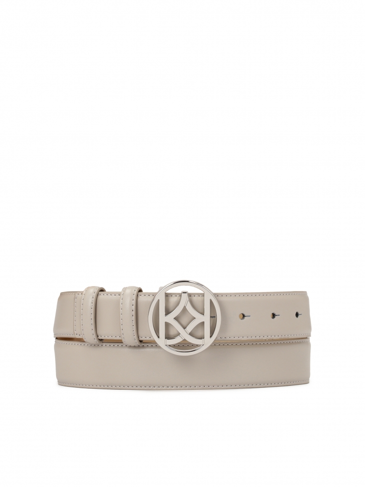 Grey leather belt with round buckle
