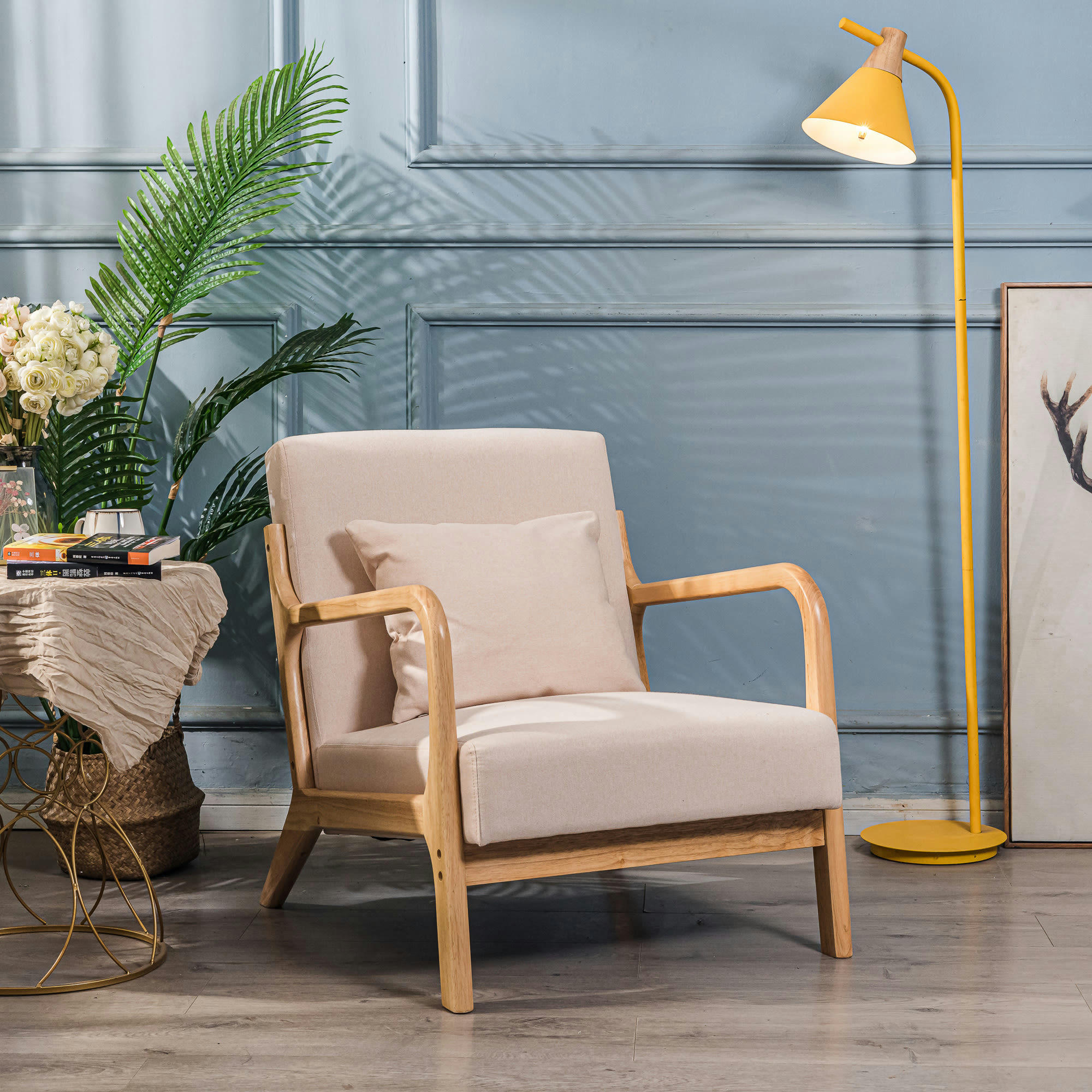 - Fauteuil de salon en bois massif et tissu beige