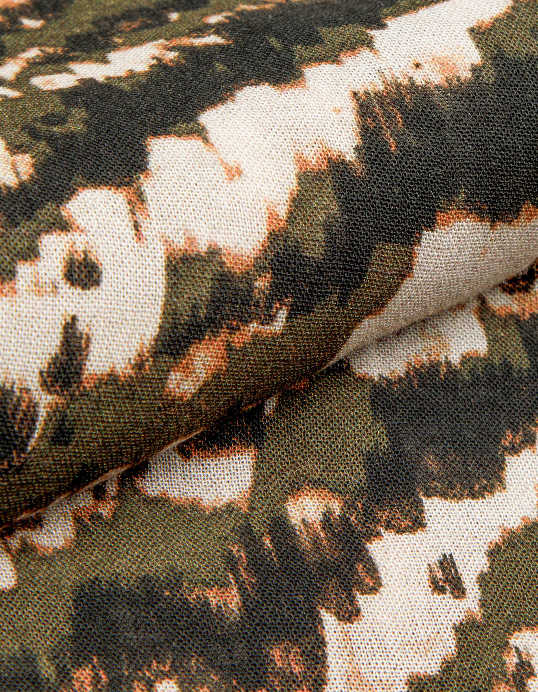 Top kaki imprimé army manches papillon Femme