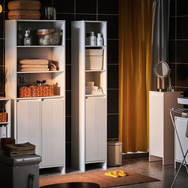 SoBuy Słupek łazienkowy z 1 drzwiami Biały 30x30x170cm Klasyczny BZR158-W