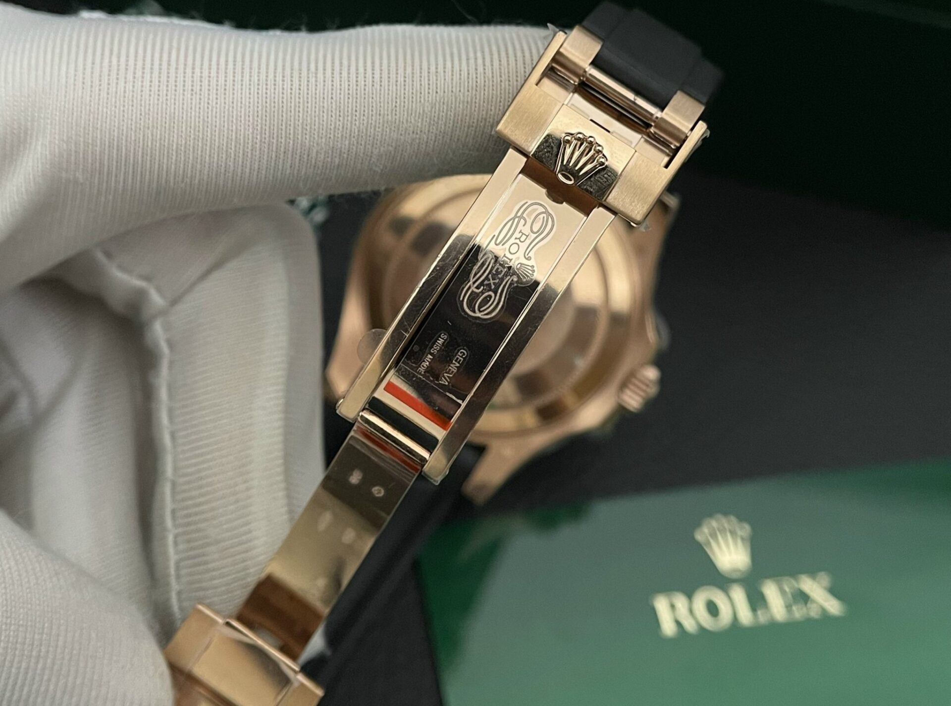 Rolex Yacht-Master RG Plated Black Dial 40mm Oysterflex EWF Replica