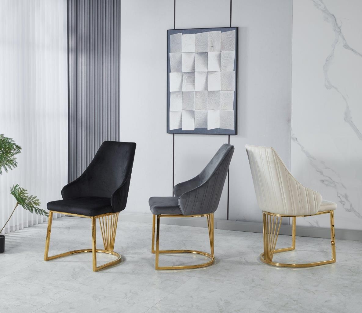 Modernique Set of 2 Velvet Upholstered Dining Chairs with Golden Metal Legs