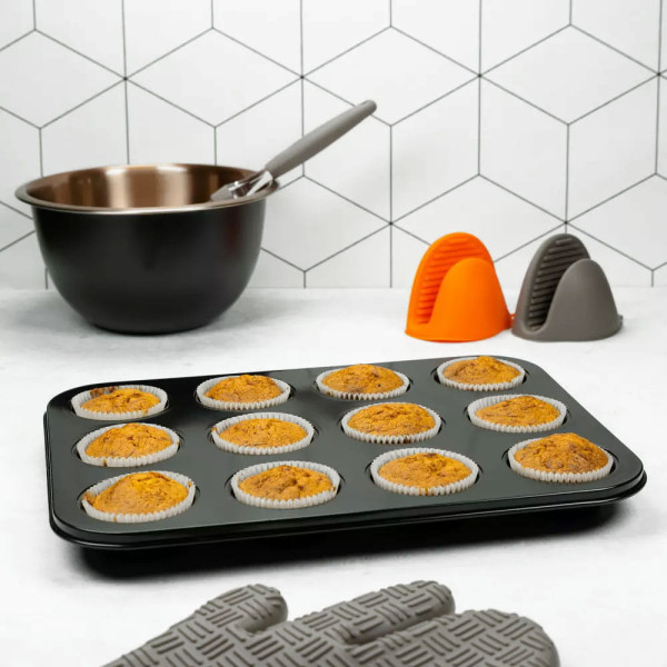 Forma blaszana do babeczek muffinek x12 KINGHOFF