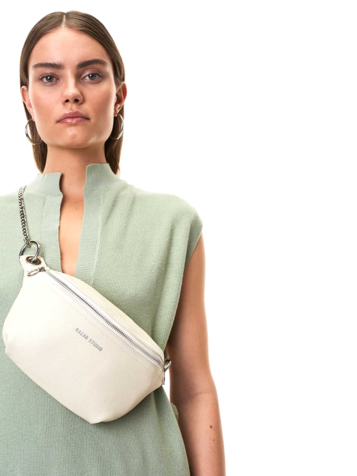 Ladies’ off-white belt bag