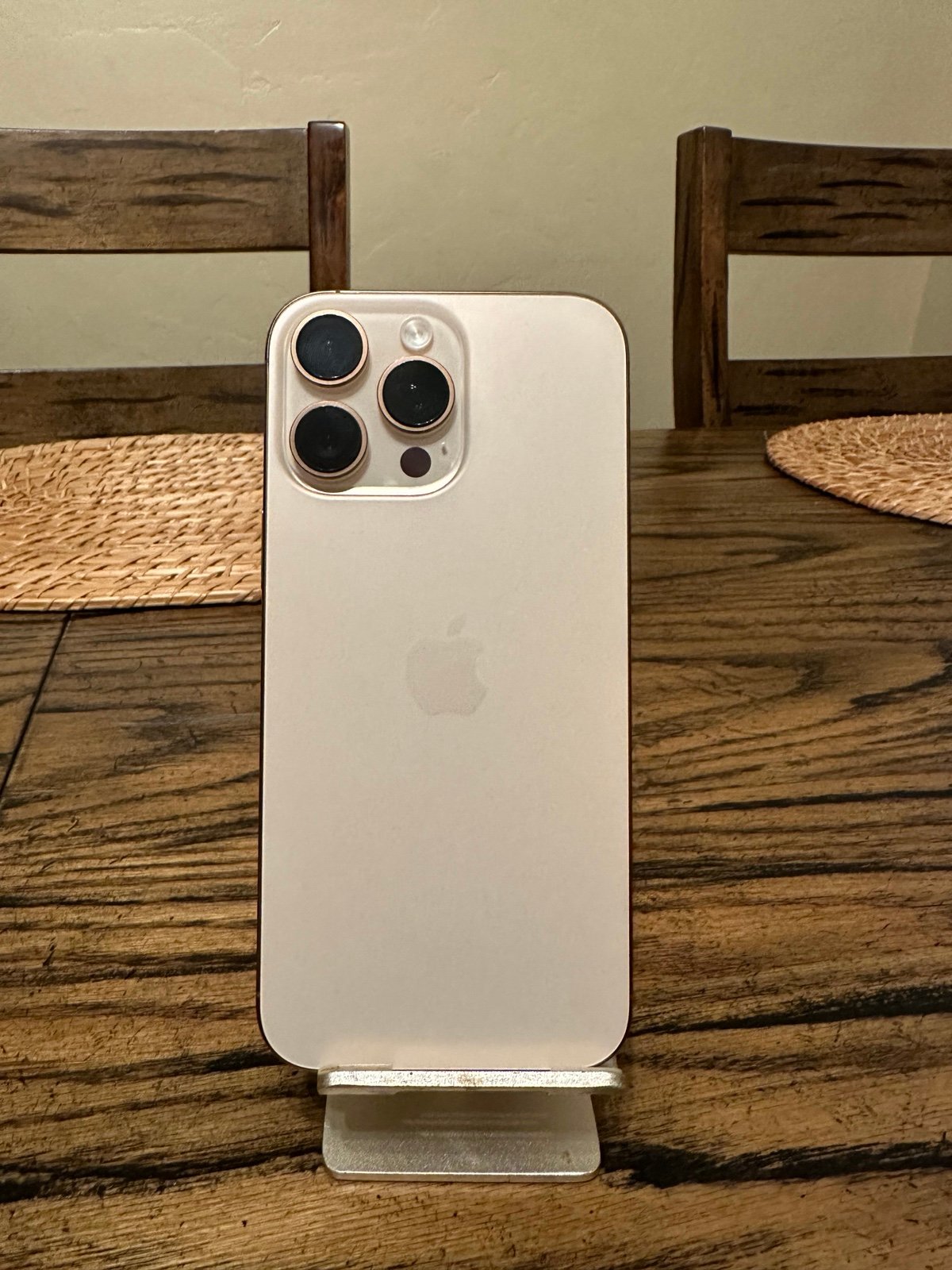 Apple iPhone 16 Pro Max 256GB VERZION ONLY