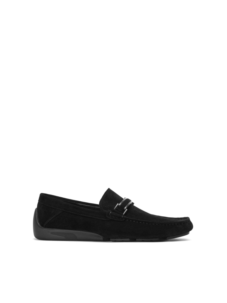 Men's black moccasins