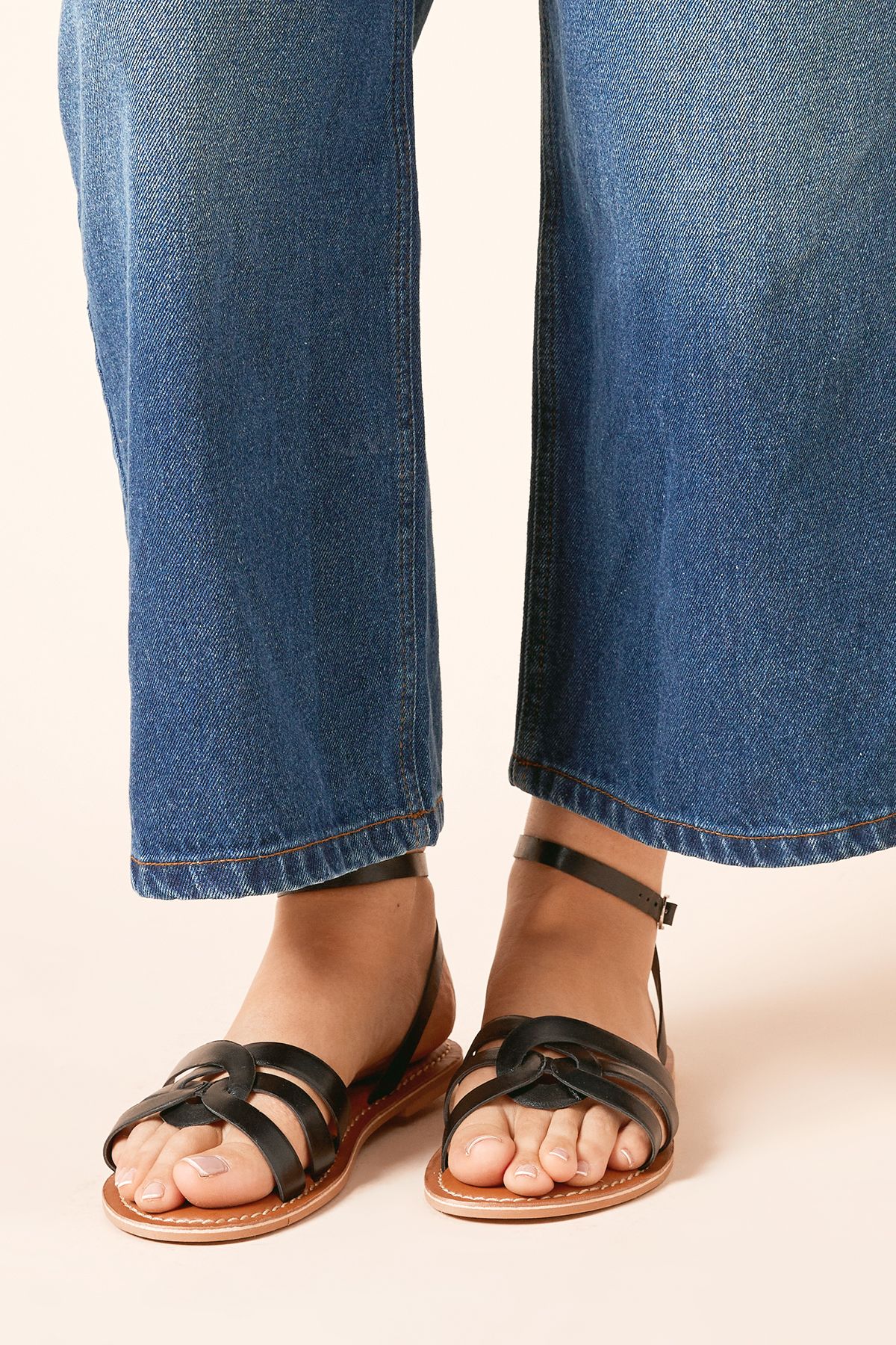 Dorothy Perkins Wide Fit Jaleesa Real Leather Woven Flat Sandals