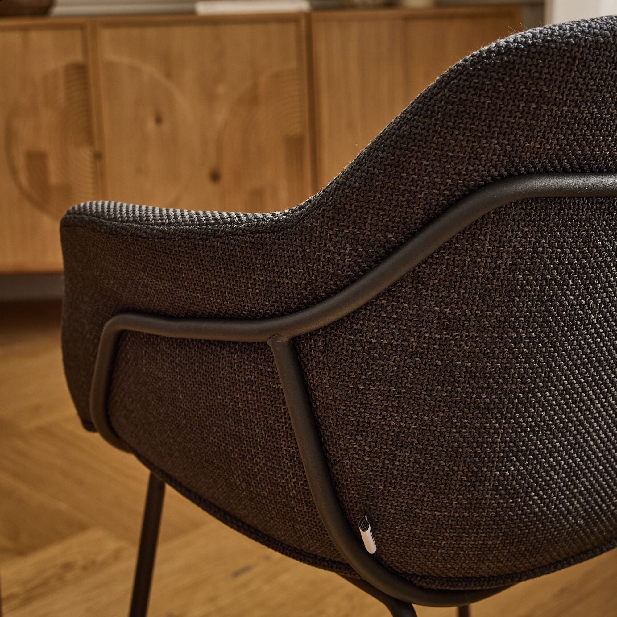 CHLOE - Chaise en tissu avec accoudoirs - noir