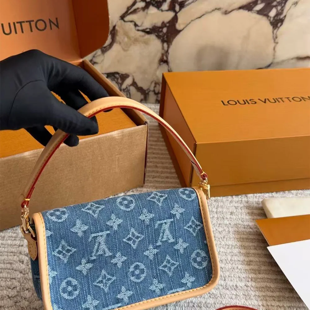 Louis Vuitton Nano Diane  (7A regular version)