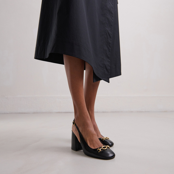 Escarpins slingbacksen cuir noir | DECOUV
