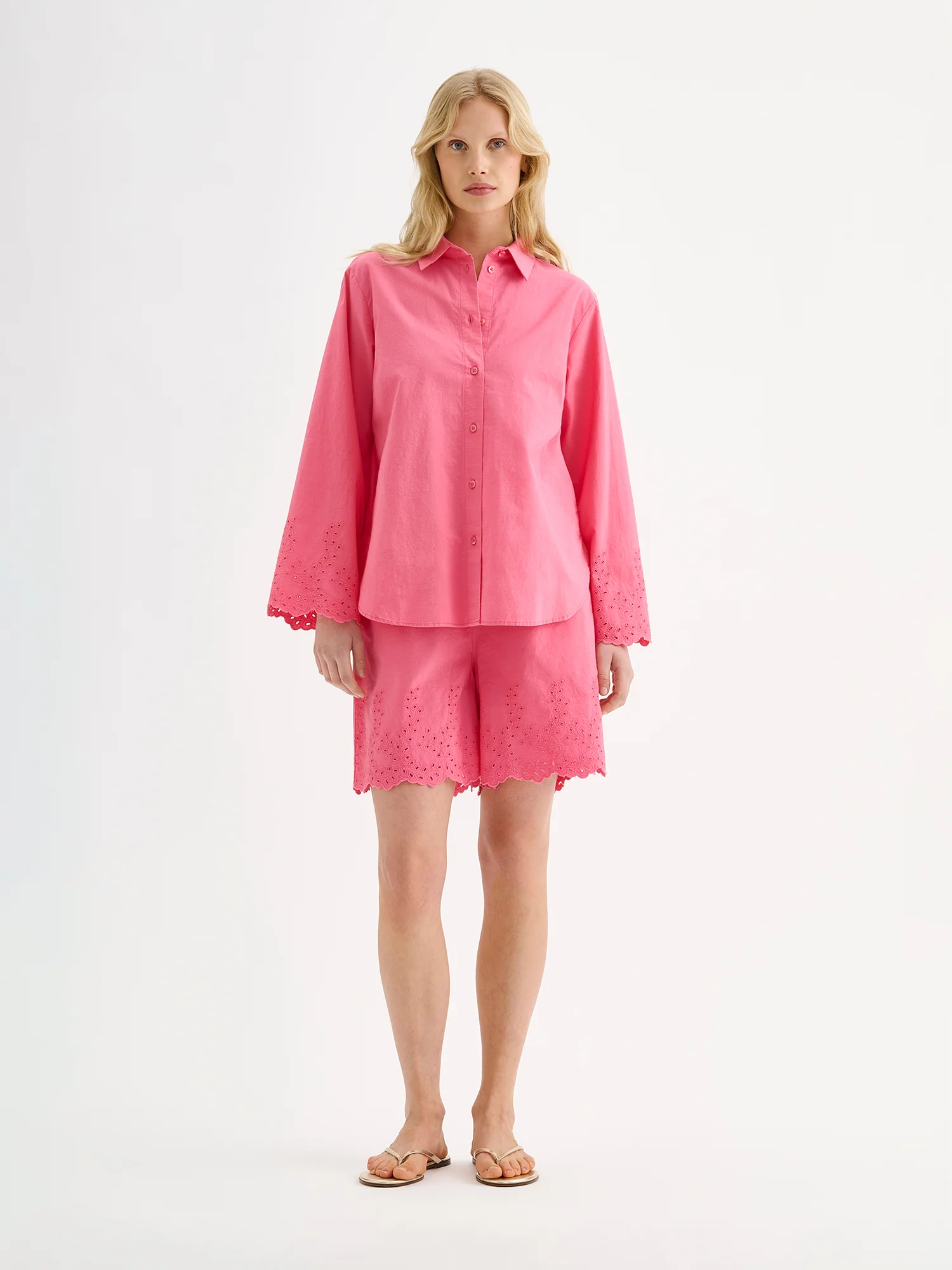 SEVILLA shortsit - pinkki