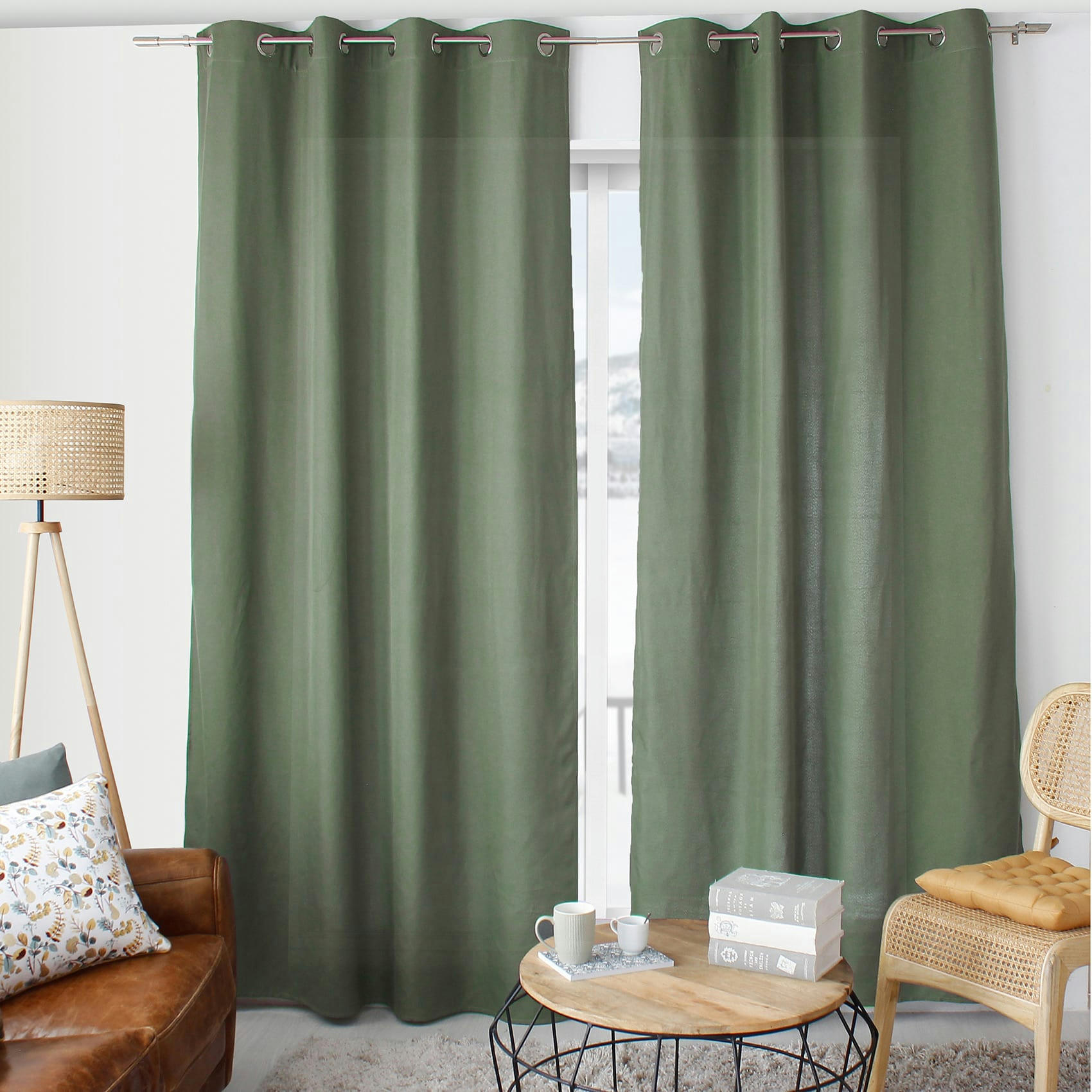 - Rideau tamisant uni à œillets polyester vert 135x240 cm