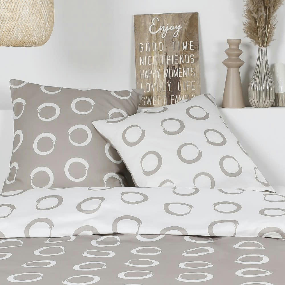 - Parure de couette 100% coton flanelle imprimée 260x240 2 taies