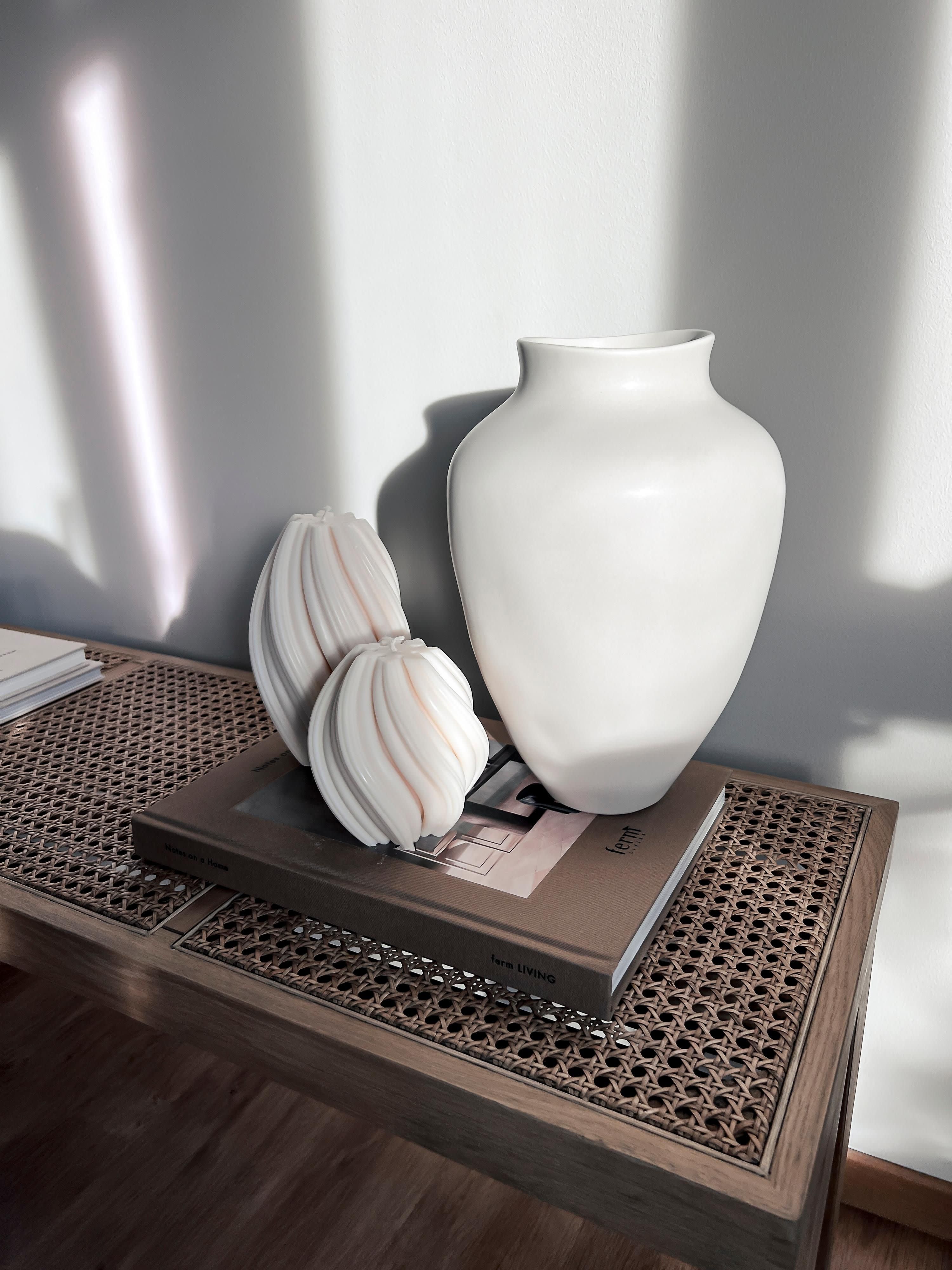 Handgefertigte Design-Kerze Florence, H 19 cm