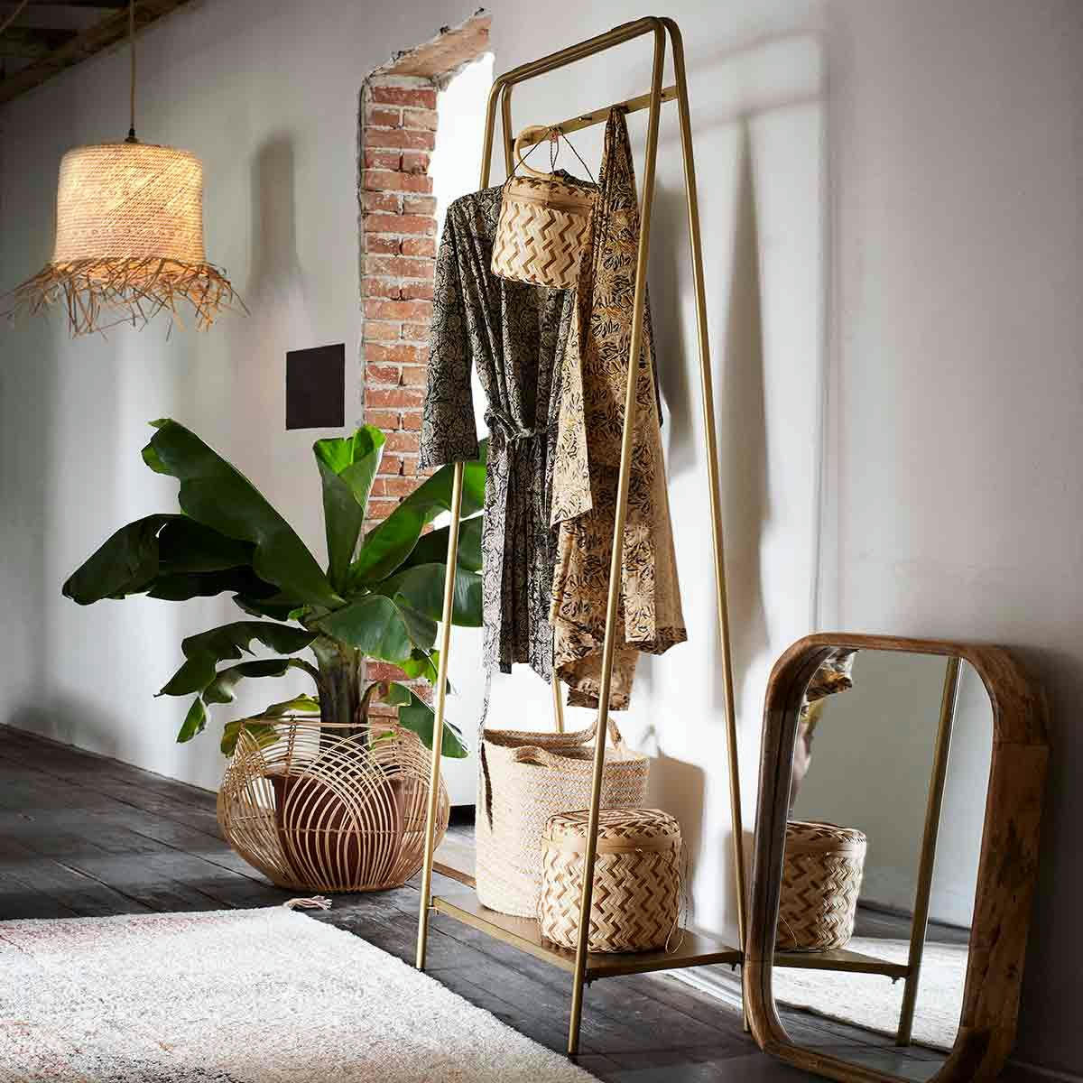 - Portant à vêtements en métal