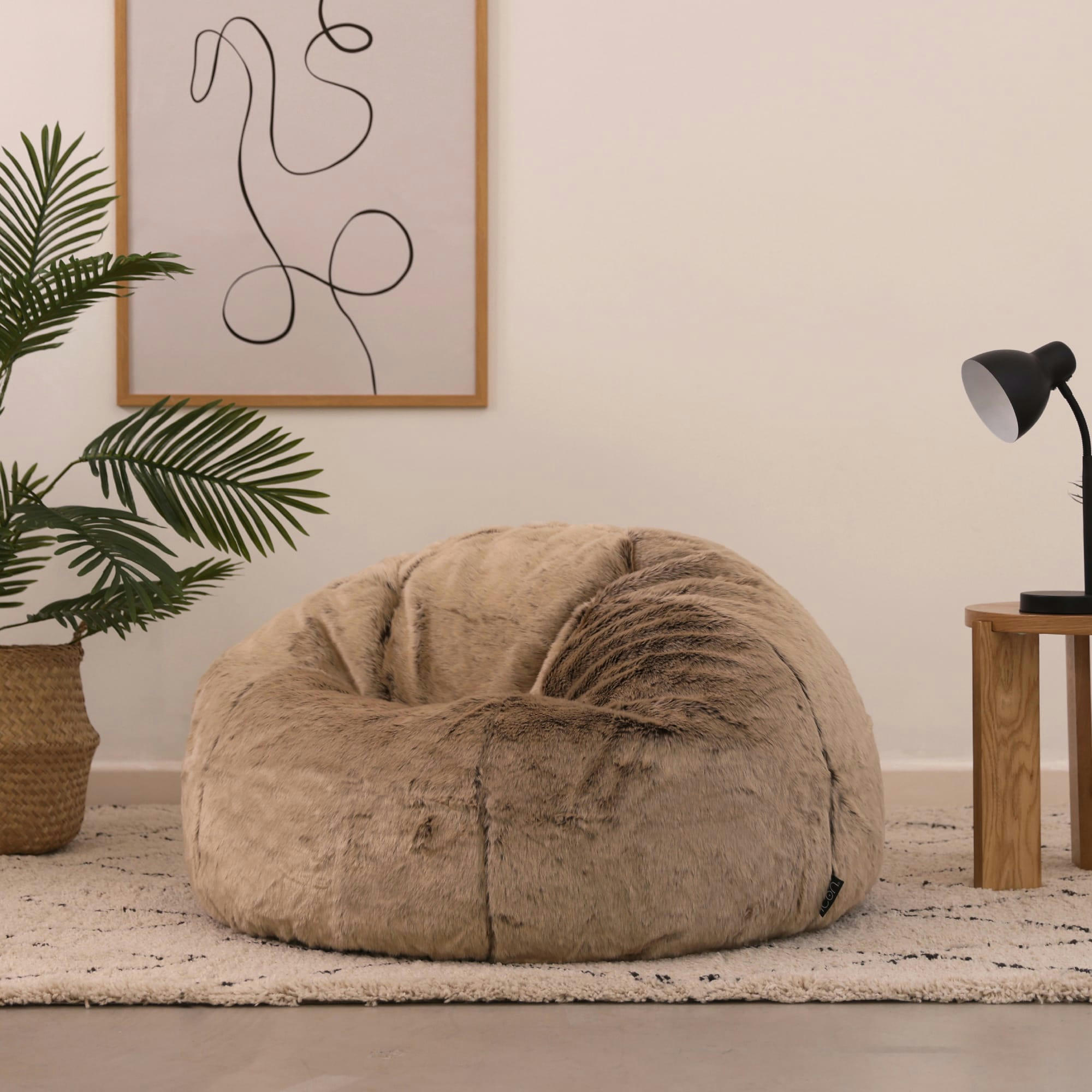 - Pouf fausse fourrure beige vison