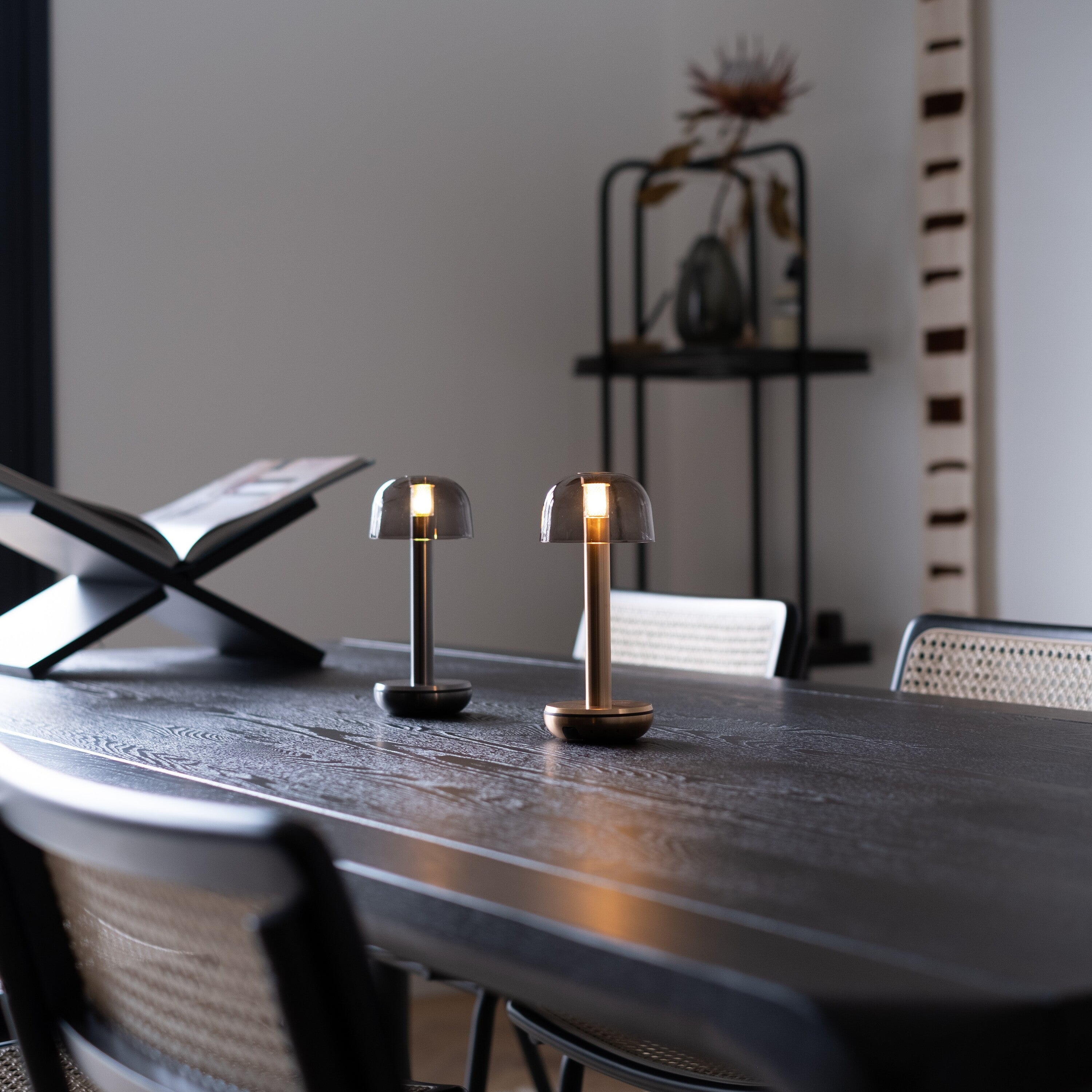 Humble Two Oplaadbare Tafellamp - Gold Smoked